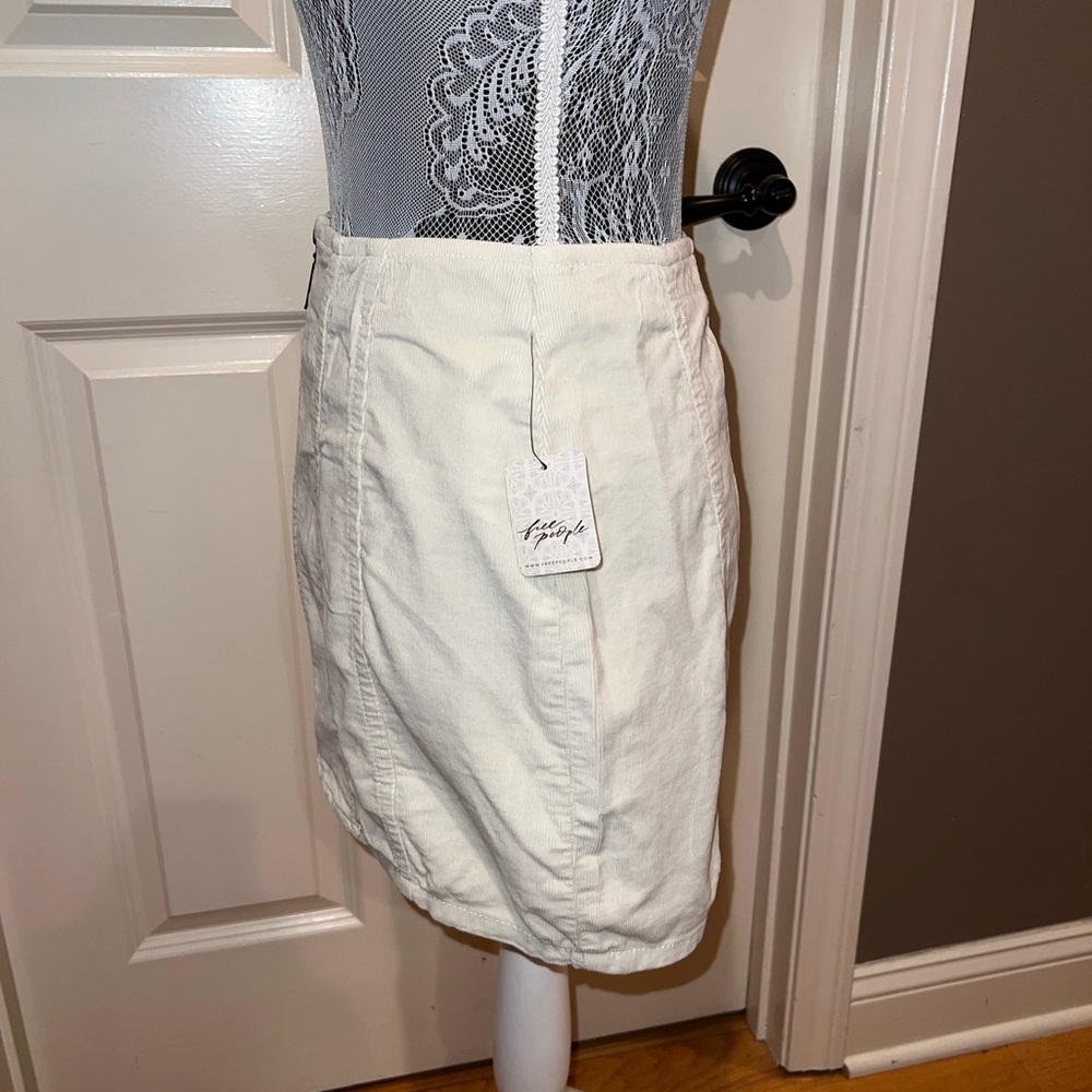 Free People modern femme, white/cream, size 0 - Picture 2 of 5